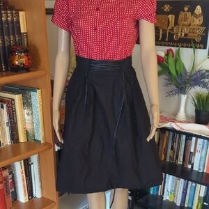 Black High Waisted Women's Skirt With Ribbon
